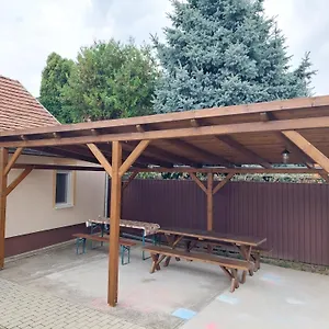 otthon-apartman.hotels-hajduszoboszlo-hungary.com/
